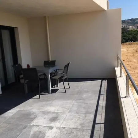 Domaine Du Frassu 202 شقة